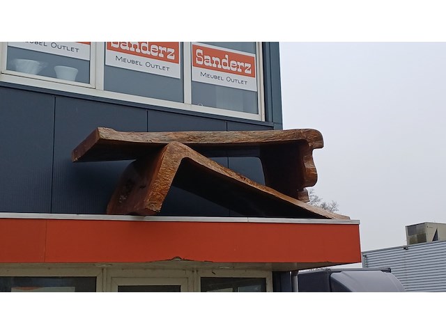 Walnut wood l shape table in epoxy, wood, 2026 - afbeelding 1 van  4