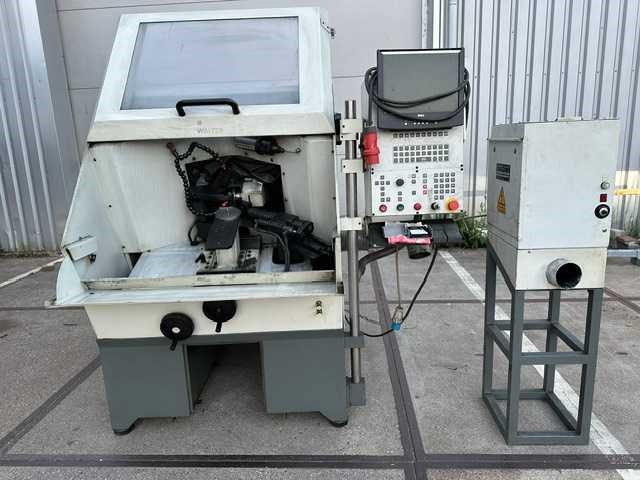 Walter woodtronic - 1997 - nc3 - zaag / slijpmachine - afbeelding 1 van  16