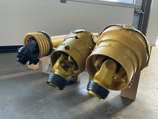 Walterscheid aftakas (3x) - afbeelding 1 van  3