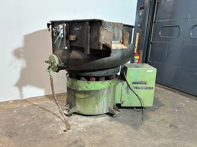 Walther trowal - circlon l-vibrator - grinding and deburring machine - afbeelding 1 van  7