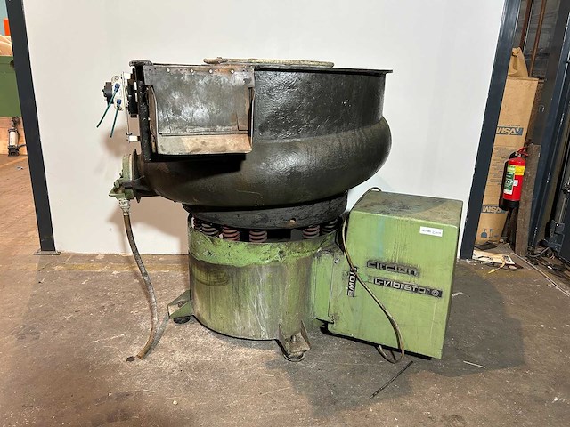 Walther trowal - circlon l-vibrator - grinding and deburring machine - afbeelding 2 van  7