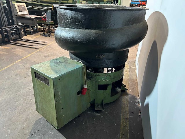 Walther trowal - circlon l-vibrator - grinding and deburring machine - afbeelding 4 van  7