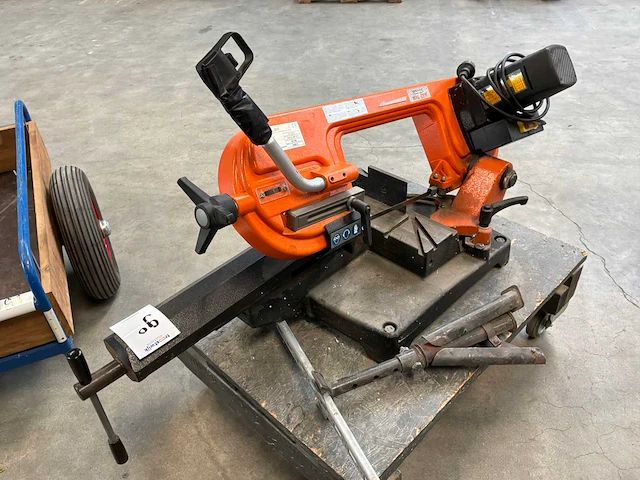 Walzer manual dry cut bandzaagmachine - afbeelding 1 van  9