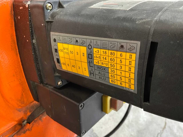 Walzer manual dry cut bandzaagmachine - afbeelding 7 van  9