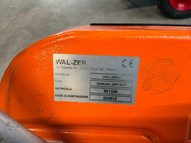 Walzer manual dry cut bandzaagmachine - afbeelding 9 van  9