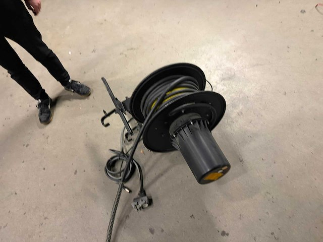 Wampfler - hartin + xlr 5p-spoel - diverse lichte apparatuur - afbeelding 1 van  1