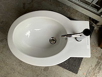 Wand bidet met kraan - afbeelding 4 van  5