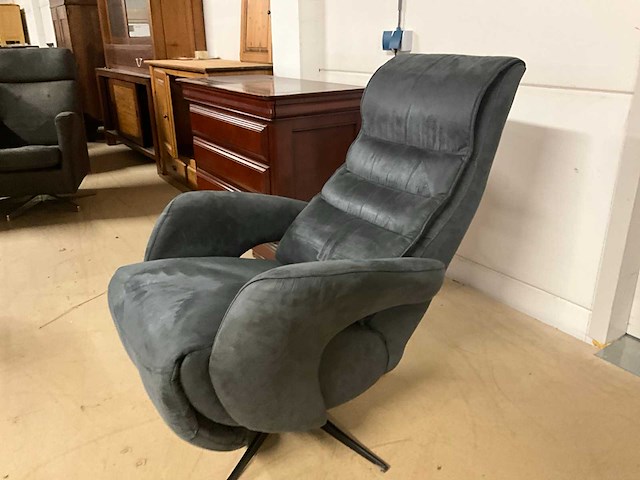 Wanda draaibare elektrische relaxfauteuil - afbeelding 3 van  19