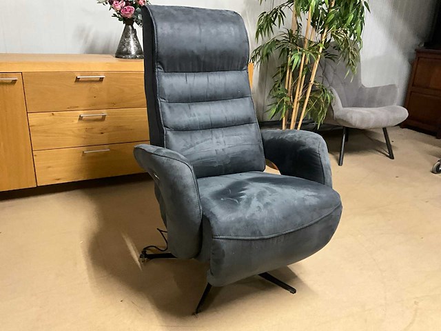 Wanda draaibare elektrische relaxfauteuil - afbeelding 11 van  19
