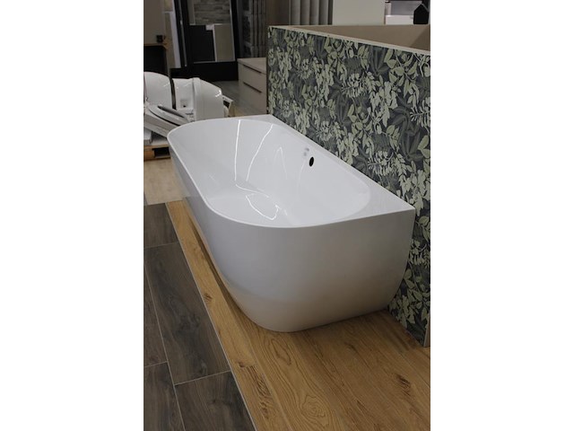 Wandbad met afmeting 180 x 80 cm. hoogte 60 cm. - afbeelding 2 van  2