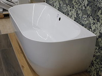 Wandbad met afmeting 180 x 80 cm. hoogte 60 cm. - afbeelding 2 van  2