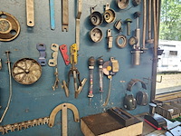 Wandbord met diverse auto gereedschap - afbeelding 3 van  11