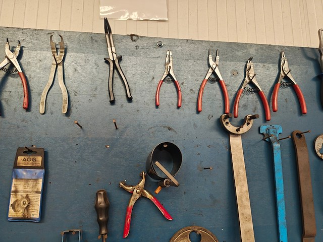 Wandbord met diverse auto gereedschap - afbeelding 6 van  11
