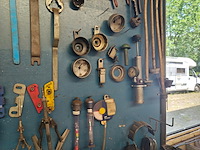 Wandbord met diverse auto gereedschap - afbeelding 8 van  11