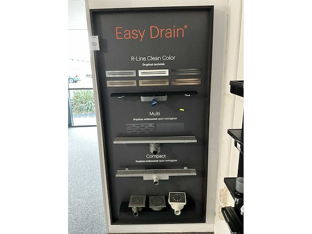 Wandbord met diverse easy drain drains en doucheputten - afbeelding 2 van  6