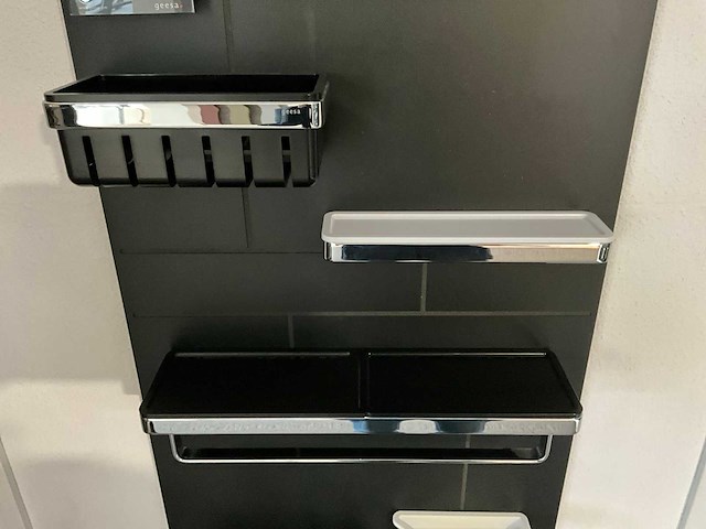 Wandbord met geesa frame accessoires - afbeelding 3 van  4