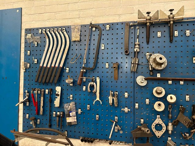 Wandbord met speciaal gereedschap - afbeelding 4 van  5