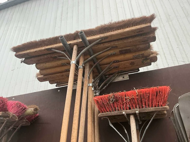 Wandbord met tuingereedschap - afbeelding 3 van  4