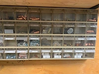 Wandbord met voorraadbakjes - afbeelding 7 van  12