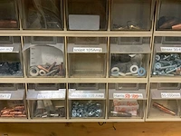 Wandbord met voorraadbakjes - afbeelding 11 van  12