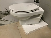 Wandcloset rimless+ toiletzitting - afbeelding 2 van  5