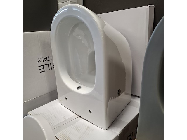 Wandcloset + wc-douche, korver, vesta, wit - afbeelding 2 van  4