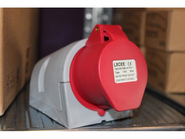 Wandcontactdoos cee16 rood. 6 stuks. - afbeelding 2 van  2