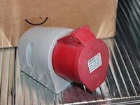 Wandcontactdoos cee32 rood. 12 stuks. - afbeelding 1 van  2