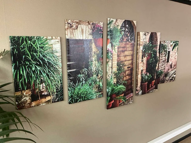 Wanddecoratie en planten in pot - afbeelding 7 van  7