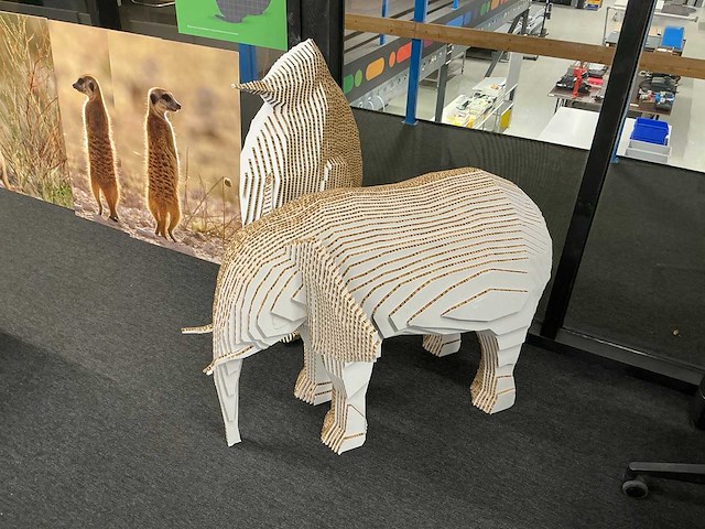 Wanddecoratie / karton sculpturen (8x) - afbeelding 2 van  8