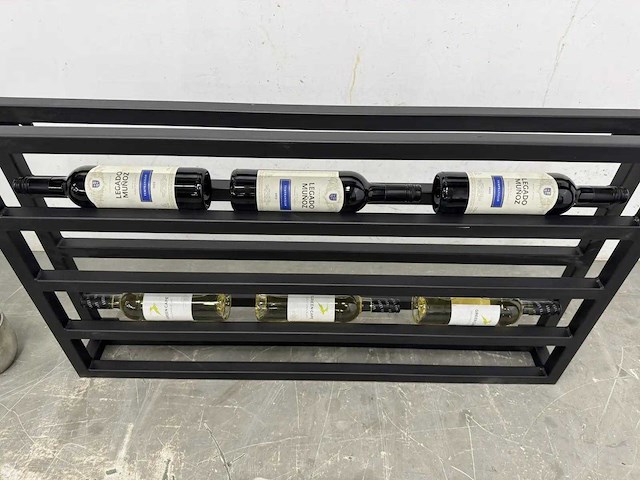 Wandgemonteerd wijnrek - afbeelding 5 van  7