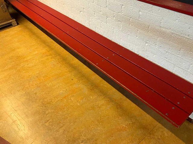 Wandgemonteerde bank - afbeelding 3 van  3