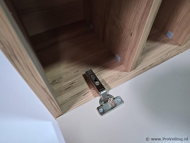 Wandgemonteerde schoenenkast - afbeelding 3 van  4
