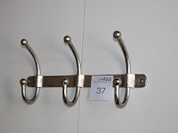 Wandkapstok met drie haken, breedte 42 cm. - afbeelding 1 van  2