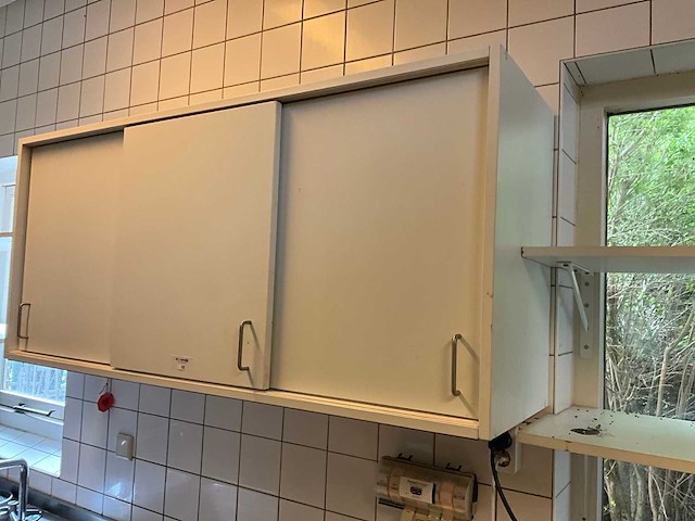 Wandkast - afbeelding 1 van  5