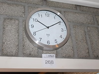 Wandklok met doorsnede 25 cm. - afbeelding 1 van  1