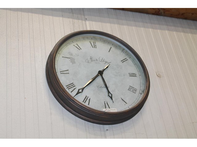 Wandklok met doorsnede 50 cm. - afbeelding 1 van  1