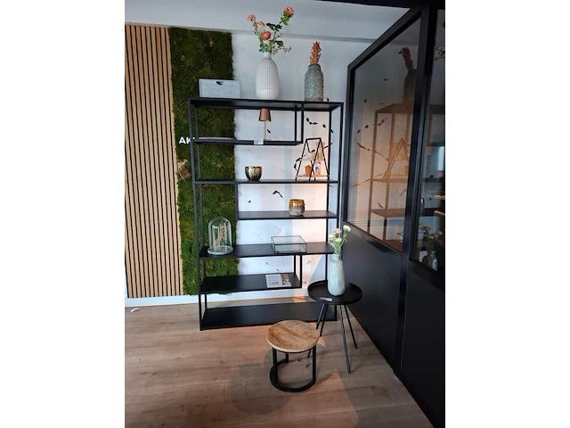 Wandmeubel met 2x bijzettafel - afbeelding 1 van  7