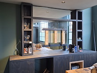 Wandmeubel met spiegel