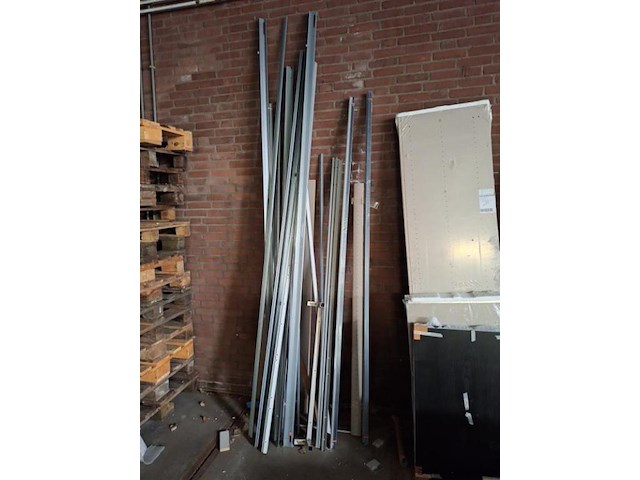 Wandmontageprofiel - afbeelding 1 van  3