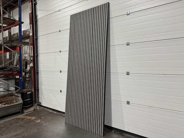 Wandpaneel composiet geborsteld grijs (30x) - afbeelding 1 van  18