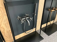 Wandpaneel met cristina kranen en regendouches (4x) - afbeelding 5 van  17