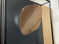 Wandpaneel met cristina kranen en regendouches (4x) - afbeelding 6 van  17