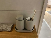 Wandplank met accessoires - afbeelding 5 van  7