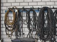 Wandrek met diverse laskabels en verlengkabels. - afbeelding 4 van  4