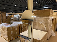 Wandrek met spiegel, zwart - afbeelding 2 van  5