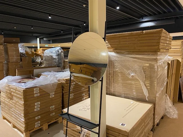 Wandrek met spiegel, zwart - afbeelding 4 van  4