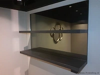 Wandspiegel met 2 planken