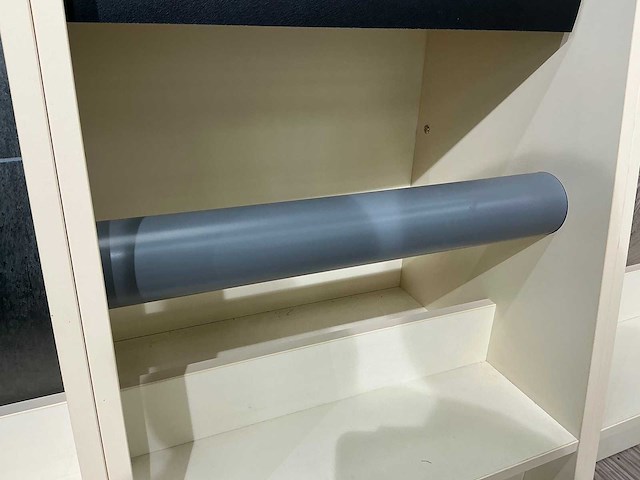 Wandstelling met tapijt en vinyl samples - afbeelding 3 van  7