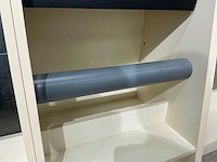 Wandstelling met tapijt en vinyl samples - afbeelding 3 van  7